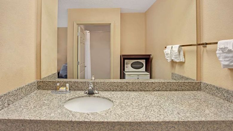 <b>Days Inn Marietta-Whitewater Room</b>. Images powered by <a href="https://iceportal.shijigroup.com/" title="IcePortal" target="_blank">IcePortal</a>.