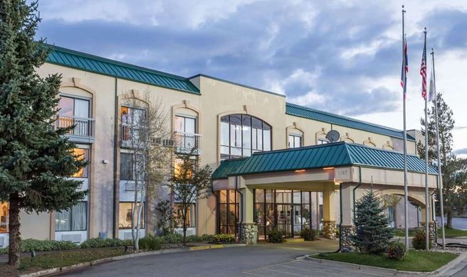 Days Inn Evanston Exterior