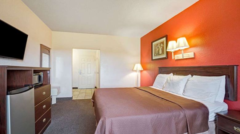 <b>Howard Johnson Galveston Suite</b>. Images powered by <a href="https://iceportal.shijigroup.com/" title="IcePortal" target="_blank">IcePortal</a>.