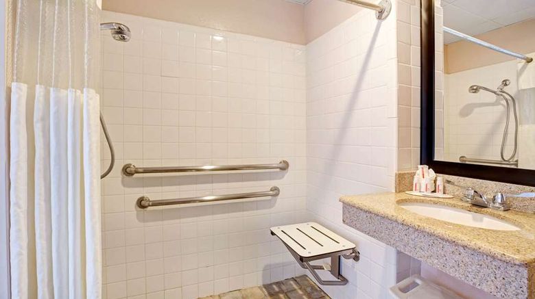 <b>Howard Johnson Galveston Room</b>. Images powered by <a href="https://iceportal.shijigroup.com/" title="IcePortal" target="_blank">IcePortal</a>.