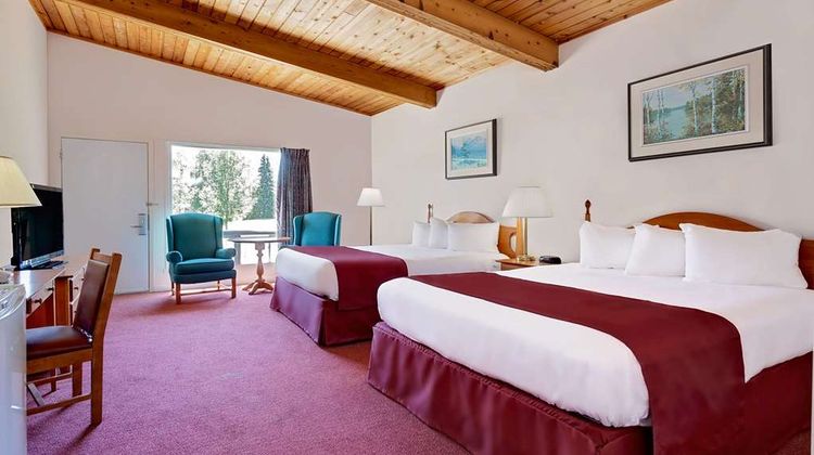 Ramada Gananoque Provincial Inn Room