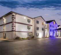 Super 8 Uniontown Exterior