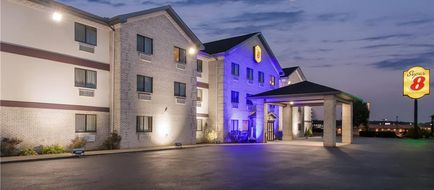 Super 8 Uniontown Exterior