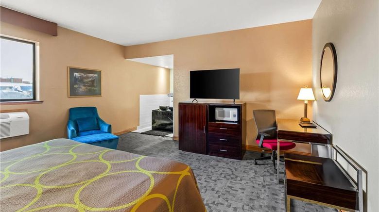 <b>Super 8 Uniontown Suite</b>. Images powered by <a href="https://iceportal.shijigroup.com/" title="IcePortal" target="_blank">IcePortal</a>.