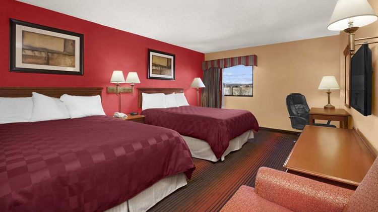 Ramada East Orange Room