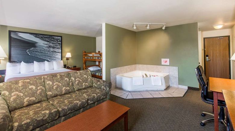 <b>Super 8 Amherst Suite</b>. Images powered by <a href="https://iceportal.shijigroup.com/" title="IcePortal" target="_blank">IcePortal</a>.
