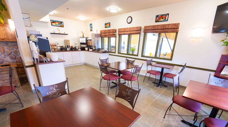 <b>Super 8 Amherst Other</b>. Images powered by <a href="https://iceportal.shijigroup.com/" title="IcePortal" target="_blank">IcePortal</a>.
