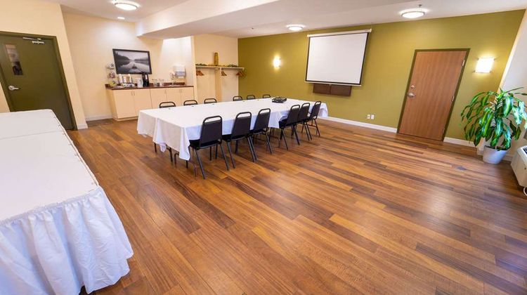 Super 8 Amherst Meeting