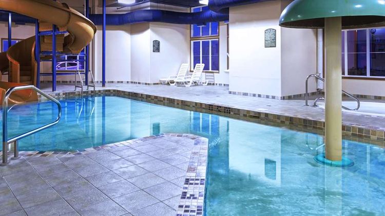 Super 8 Caraquet Pool