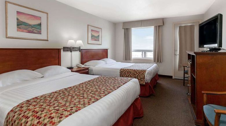 <b>Super 8 Caraquet Room</b>. Images powered by <a href="https://iceportal.shijigroup.com/" title="IcePortal" target="_blank">IcePortal</a>.