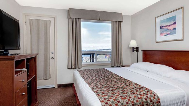 <b>Super 8 Caraquet Room</b>. Images powered by <a href="https://iceportal.shijigroup.com/" title="IcePortal" target="_blank">IcePortal</a>.