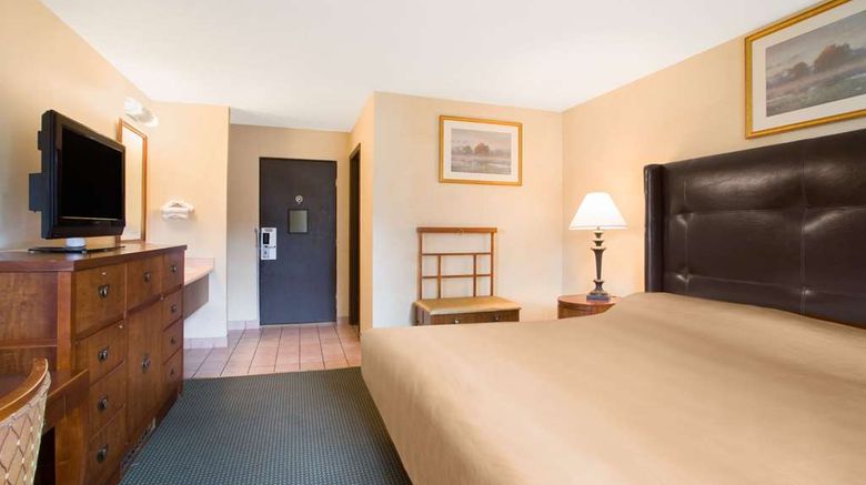 <b>Knights Inn Endwell/Binghamton Room</b>. Images powered by <a href="https://iceportal.shijigroup.com/" title="IcePortal" target="_blank">IcePortal</a>.