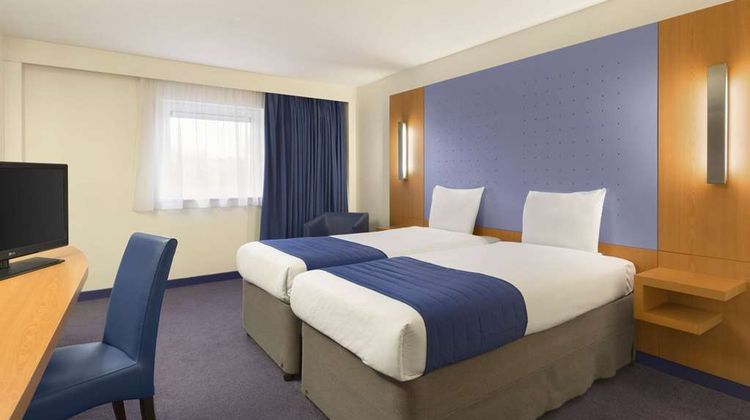 Ramada London North M1 Room