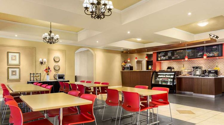 Days Inn & Suites Niagara Falls Centre Restaurant