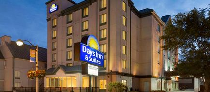 Days Inn & Suites Niagara Falls Centre Exterior