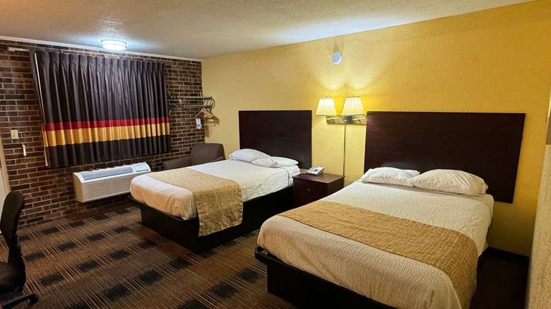 <b>Travelodge Airport Platte City Room</b>. Images powered by <a href="https://iceportal.shijigroup.com/" title="IcePortal" target="_blank">IcePortal</a>.
