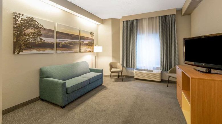 <b>Days Inn Eagan near Mall of America Suite</b>. Images powered by <a href="https://iceportal.shijigroup.com/" title="IcePortal" target="_blank">IcePortal</a>.