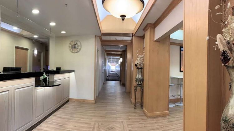 Baymont by Wyndham Paw Paw Lobby