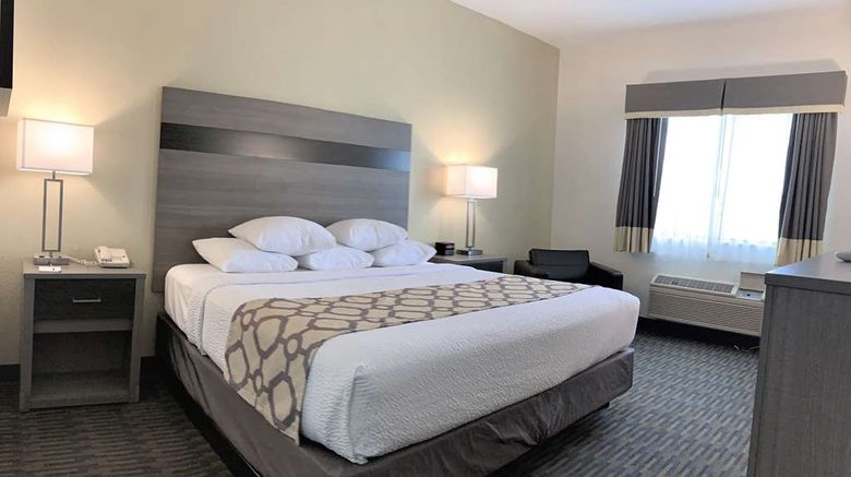 <b>Baymont by Wyndham Paw Paw Room</b>. Images powered by <a href="https://iceportal.shijigroup.com/" title="IcePortal" target="_blank">IcePortal</a>.