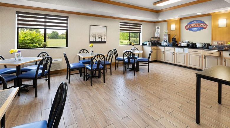 <b>Baymont by Wyndham Paw Paw Other</b>. Images powered by <a href="https://iceportal.shijigroup.com/" title="IcePortal" target="_blank">IcePortal</a>.