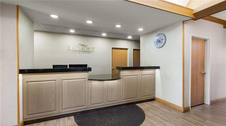 <b>Baymont by Wyndham Paw Paw Lobby</b>. Images powered by <a href="https://iceportal.shijigroup.com/" title="IcePortal" target="_blank">IcePortal</a>.
