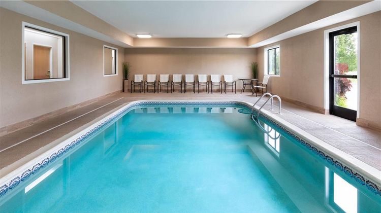 Baymont by Wyndham Paw Paw Pool