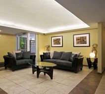 Travelodge by Wyndham Lansing IL Lobby