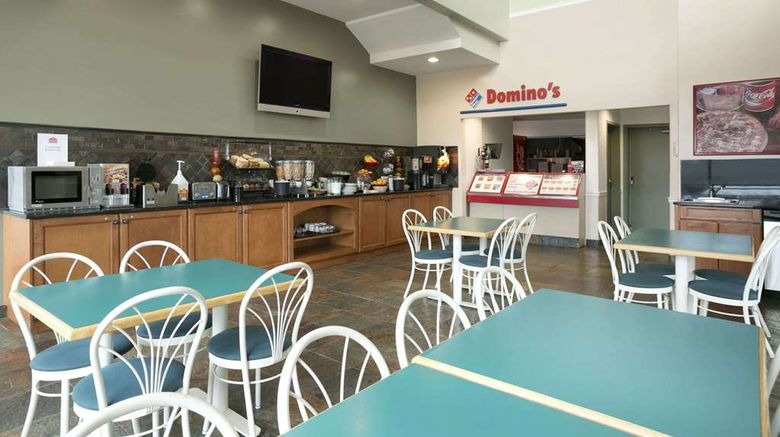 <b>Ramada Limited Merritt Restaurant</b>. Images powered by <a href="https://iceportal.shijigroup.com/" title="IcePortal" target="_blank">IcePortal</a>.