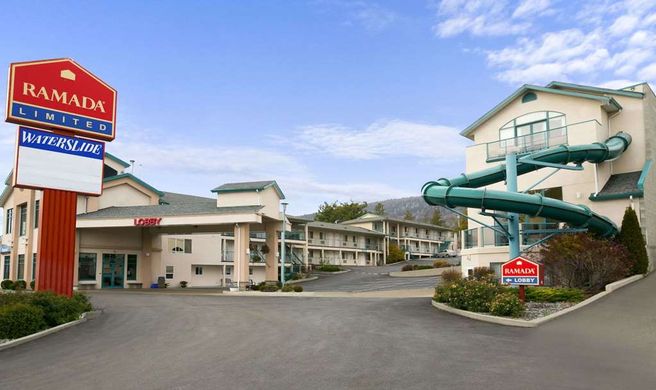 Ramada Limited Merritt Exterior