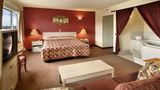 <b>Ramada Anchorage Room</b>. Images powered by <a href="https://iceportal.shijigroup.com/" title="IcePortal" target="_blank">IcePortal</a>.