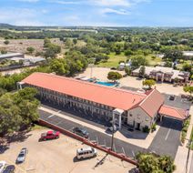 Super 8 Fredericksburg Exterior