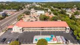 Super 8 Fredericksburg Exterior