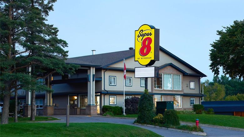 <b>Super 8 Sault Ste Marie Exterior</b>. Images powered by <a href="https://iceportal.shijigroup.com/" title="IcePortal" target="_blank">IcePortal</a>.