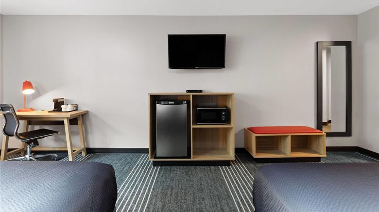 <b>Super 8 Sault Ste Marie Room</b>. Images powered by <a href="https://iceportal.shijigroup.com/" title="IcePortal" target="_blank">IcePortal</a>.