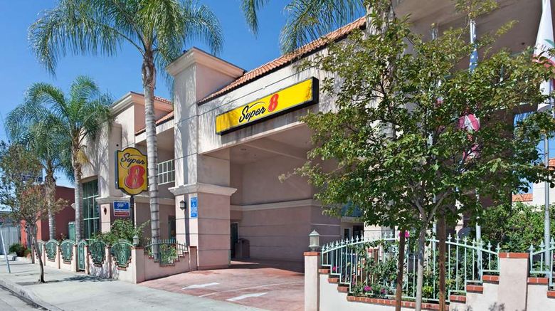 <b>Super 8 North Hollywood Exterior</b>. Images powered by <a href="https://iceportal.shijigroup.com/" title="IcePortal" target="_blank">IcePortal</a>.