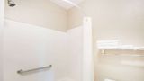 Super 8 Iola KS Room
