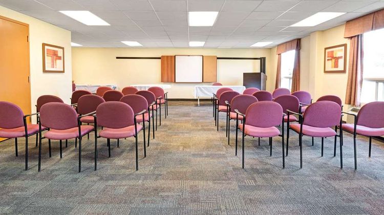 Super 8 Barrie Meeting