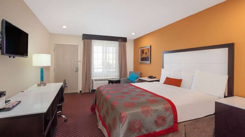 <b>Ramada Culver City Room</b>. Images powered by <a href="https://iceportal.shijigroup.com/" title="IcePortal" target="_blank">IcePortal</a>.