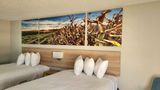 <b>Days Inn & Suites New Iberia Room</b>. Images powered by <a href="https://iceportal.shijigroup.com/" title="IcePortal" target="_blank">IcePortal</a>.