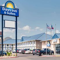 Days Inn & Suites Laredo