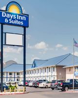 Days Inn & Suites Laredo