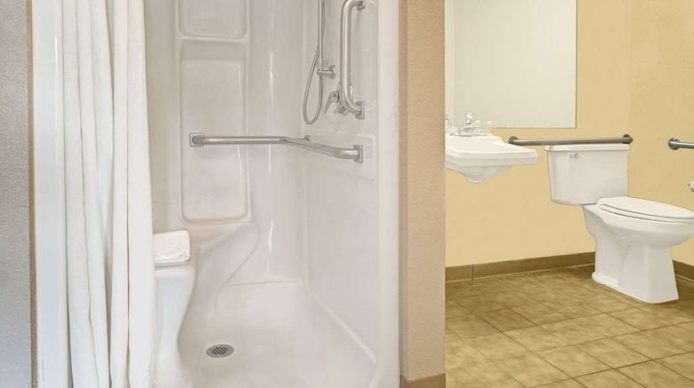 <b>Super 8 Cincinnati Room</b>. Images powered by <a href="https://iceportal.shijigroup.com/" title="IcePortal" target="_blank">IcePortal</a>.