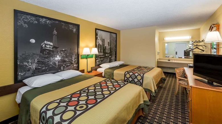 <b>Super 8 Indianapolis Room</b>. Images powered by <a href="https://iceportal.shijigroup.com/" title="IcePortal" target="_blank">IcePortal</a>.