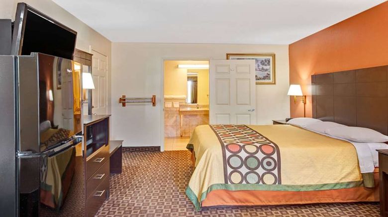 <b>Super 8 Baytown/Mont Belvieu Room</b>. Images powered by <a href="https://iceportal.shijigroup.com/" title="IcePortal" target="_blank">IcePortal</a>.