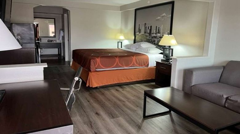 <b>Super 8 Baytown/Mont Belvieu Room</b>. Images powered by <a href="https://iceportal.shijigroup.com/" title="IcePortal" target="_blank">IcePortal</a>.