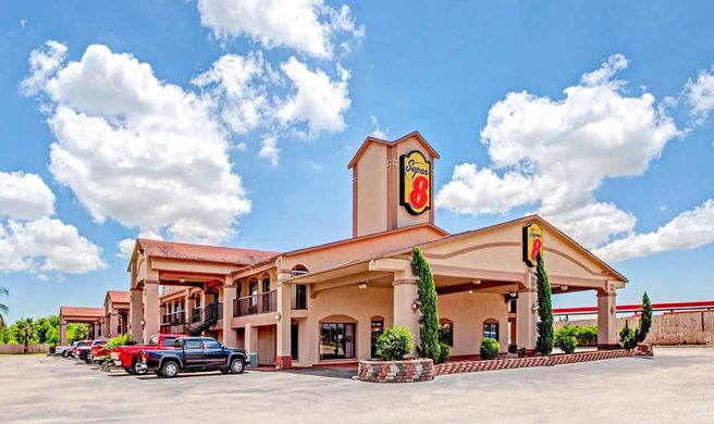 Super 8 Baytown/Mont Belvieu Exterior
