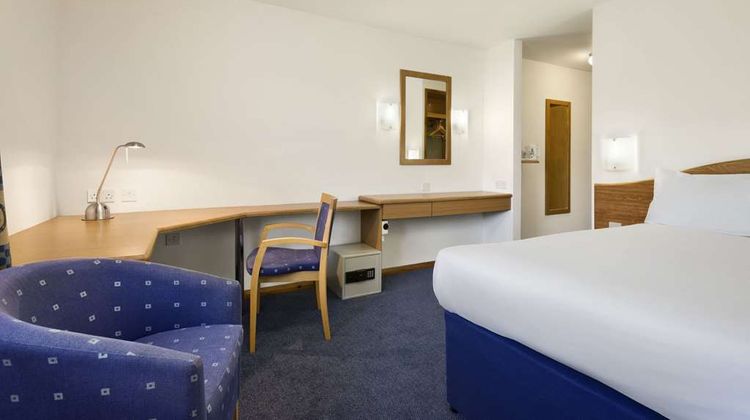 Days Inn Telford Ironbridge M54 Room