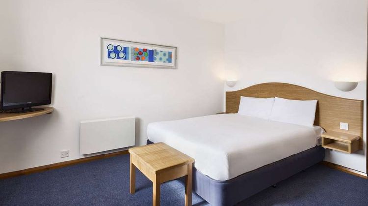Days Inn Telford Ironbridge M54 Room