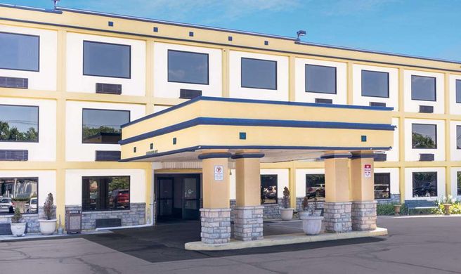 Days Inn Columbus Airport Exterior