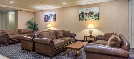 Days Inn Columbus Airport Lobby